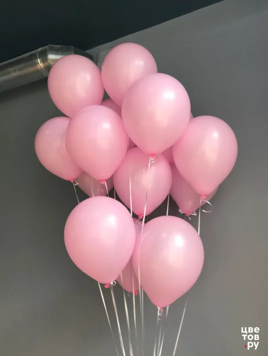 Фонтан из 15 латексных шаров розового цвета с грузиком