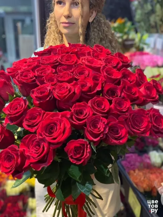 Букет 51 роза красная 60 см