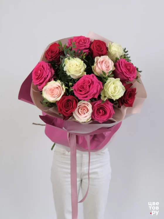 15 разноцветных роз Эквадор