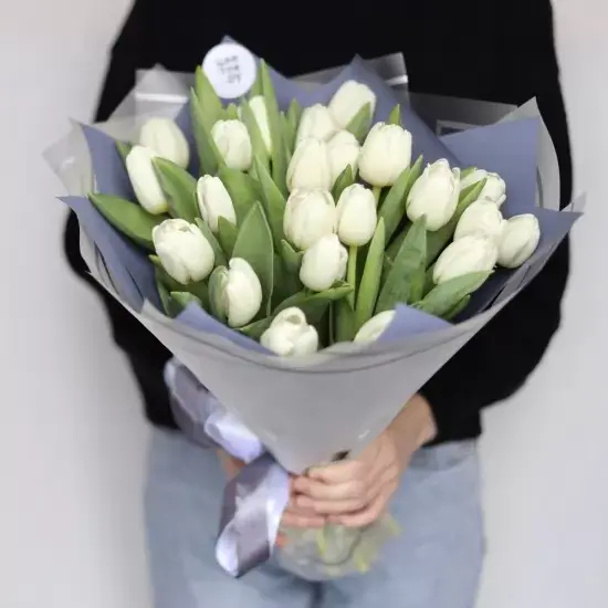 Идеальный способ удивить любимого человека 8 марта — отправить цветы